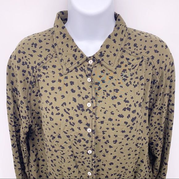 Free People Green and Black Leopard Print Collared Button Down Shirt Size XS - Picture 2 of 6